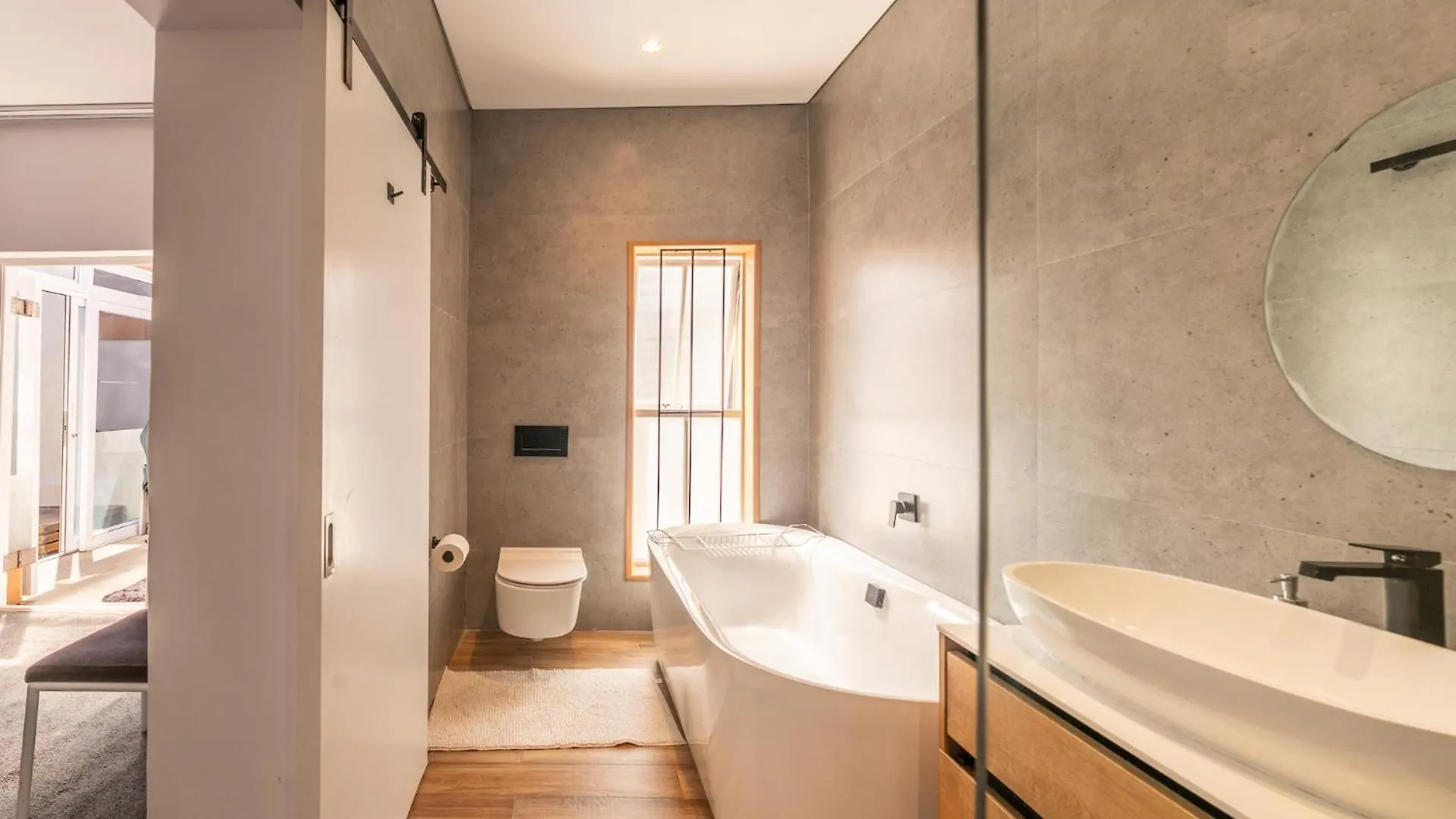 Exclusive 3-Bedroom Luxury Villa Cape Town Cbd