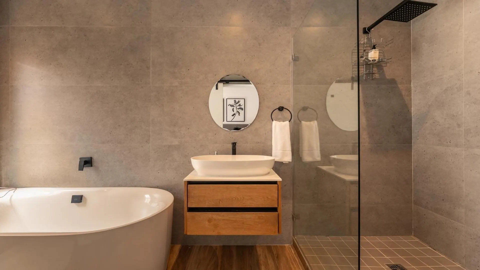 Exclusive 3-Bedroom Luxury Villa Cape Town Cbd