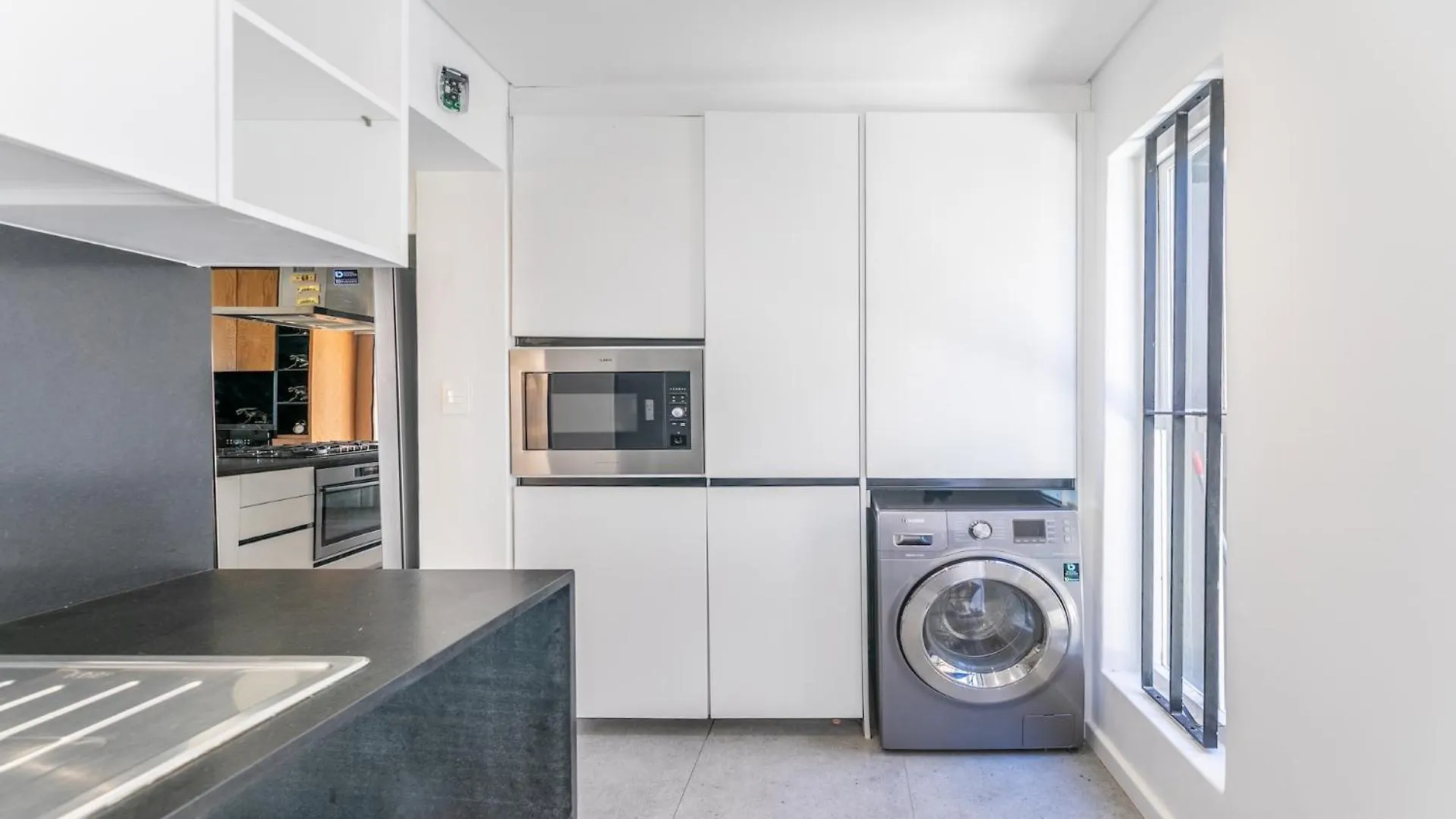Exclusive 3-Bedroom Luxury Villa Cape Town Cbd